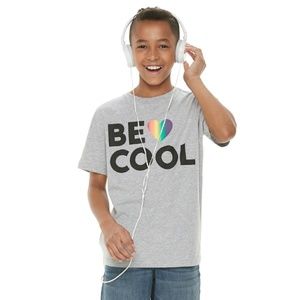 NWT Family Fun boys " Be Cool " Graphic T-Shirt. L
